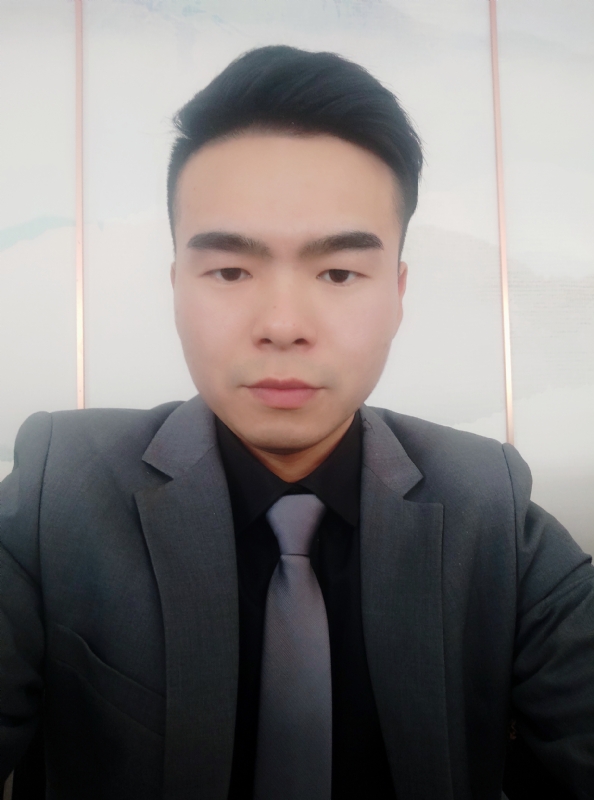 穿西装的鲨鱼的第一张照片--黄石中老年相亲网
